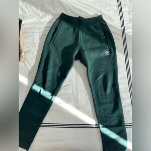 men adidas size small green sweatpant
